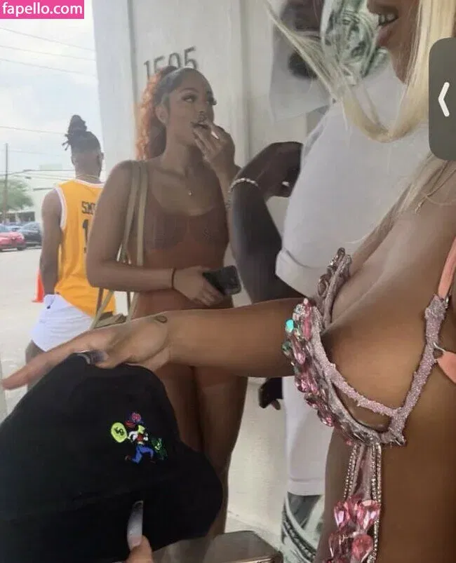 Sukibaby Onlyfans Photo Gallery 