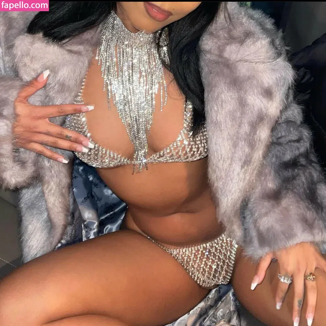 Sukibaby Onlyfans Photo Gallery 