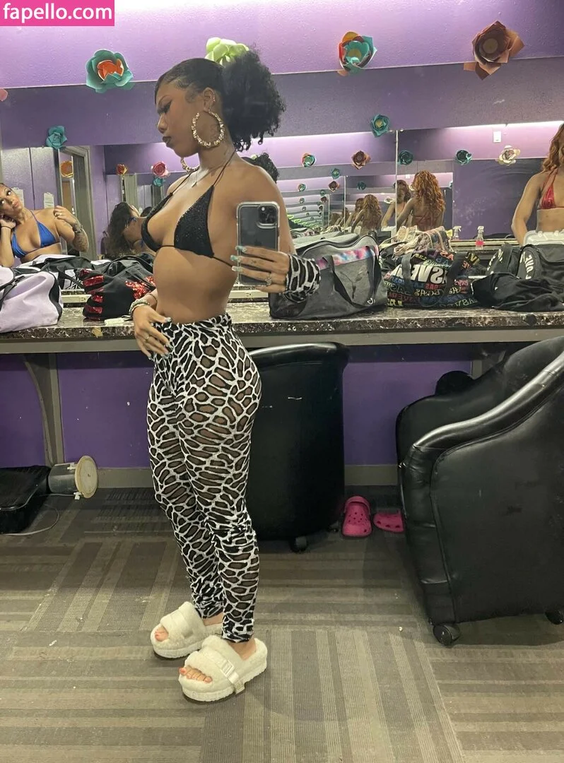 Sukibaby Onlyfans Photo Gallery 