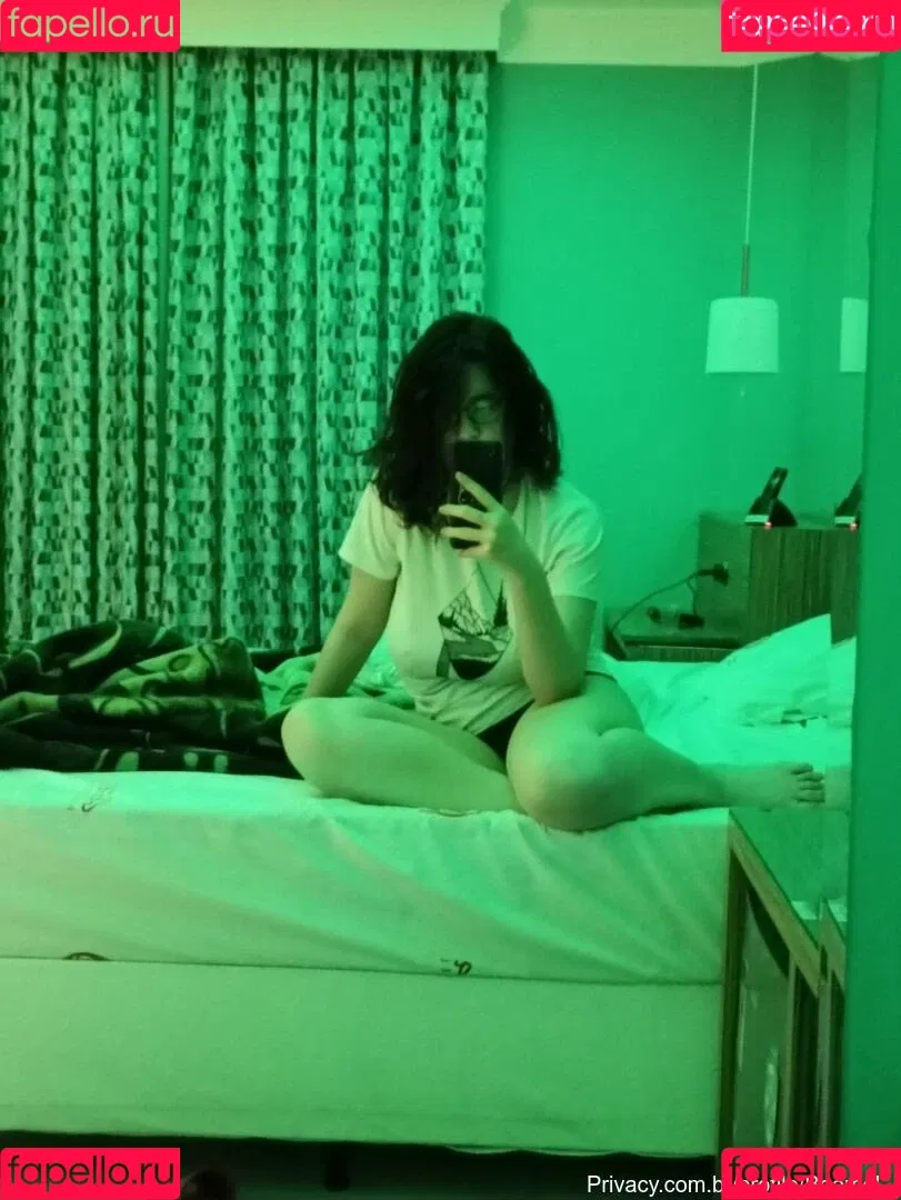 Abeia Mel Onlyfans Photo Gallery 