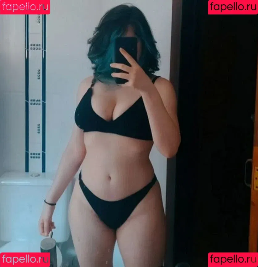 Abeia Mel Onlyfans Photo Gallery 
