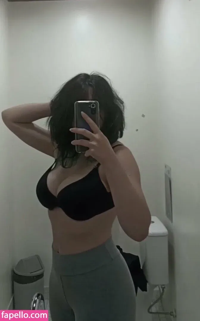 Abeia Mel Onlyfans Photo Gallery 