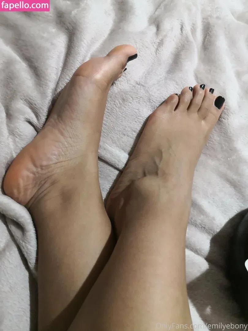 emilyebony Onlyfans Photo Gallery 