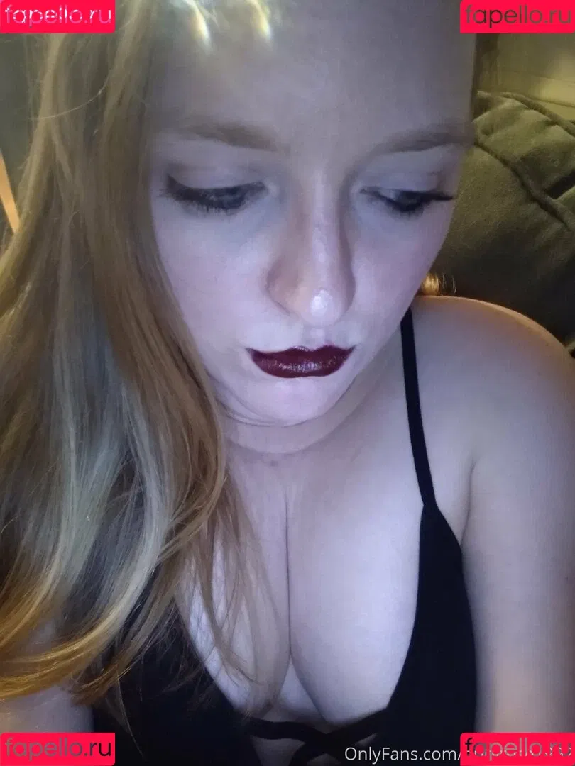 aprilrose1992 Onlyfans Photo Gallery 