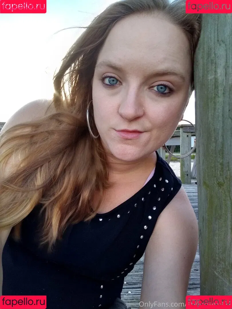 aprilrose1992 Onlyfans Photo Gallery 