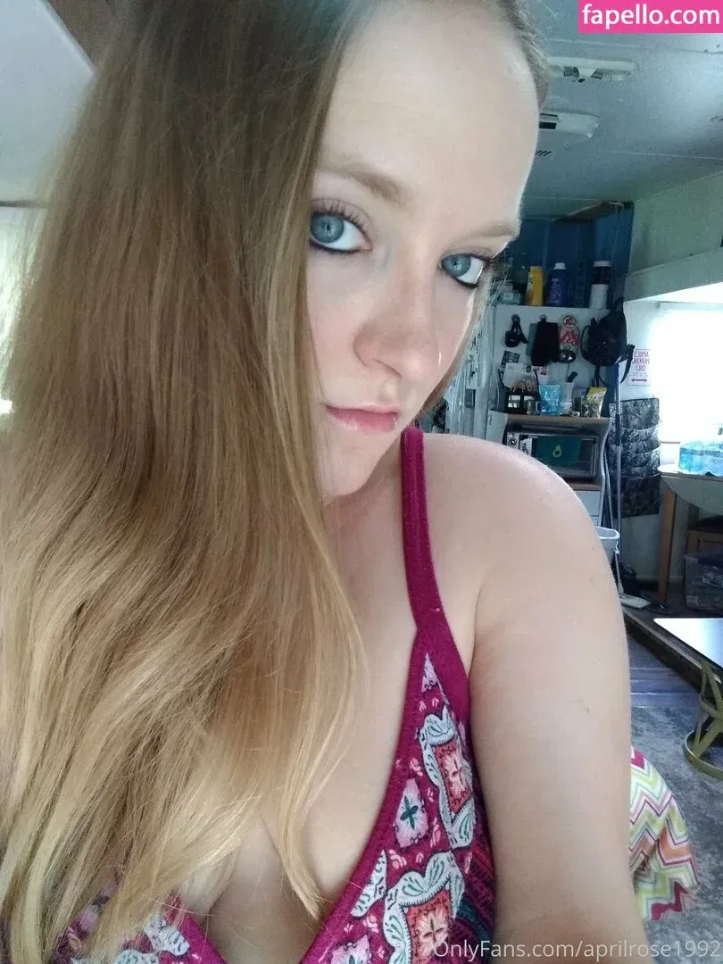 aprilrose1992 Onlyfans Photo Gallery 