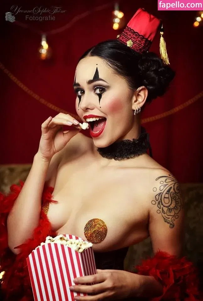 Lamacra Onlyfans Photo Gallery 