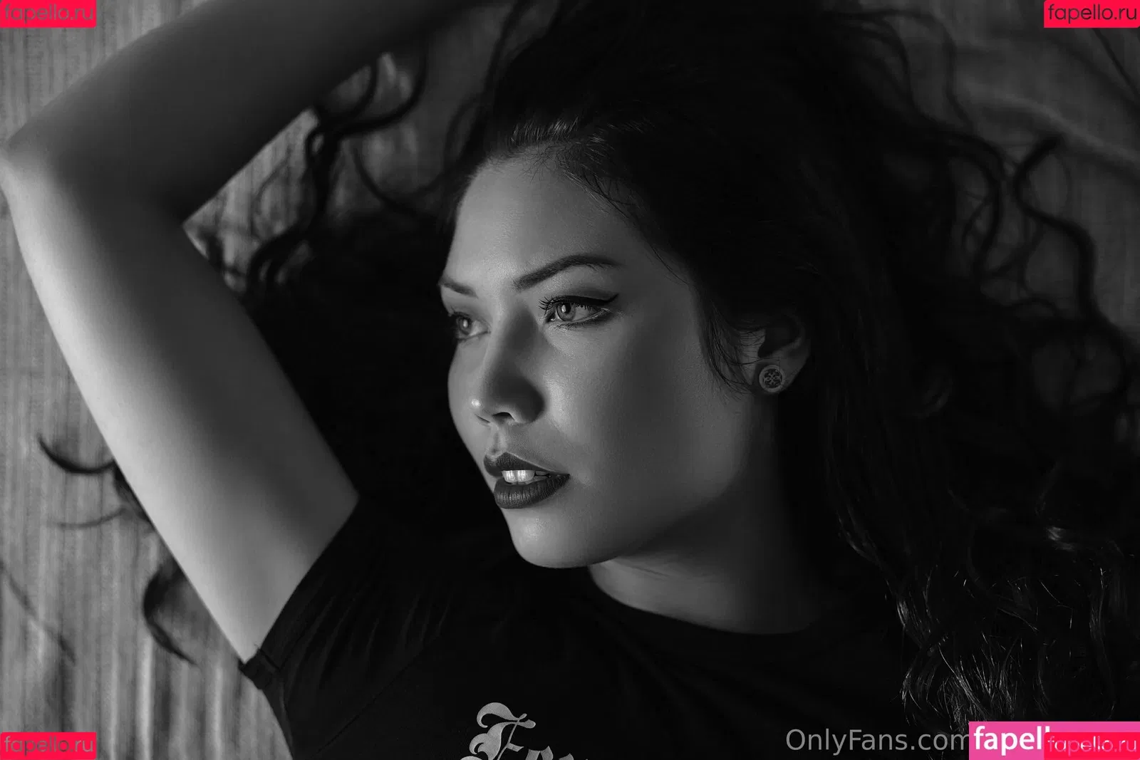 zoeymoore Onlyfans Photo Gallery 