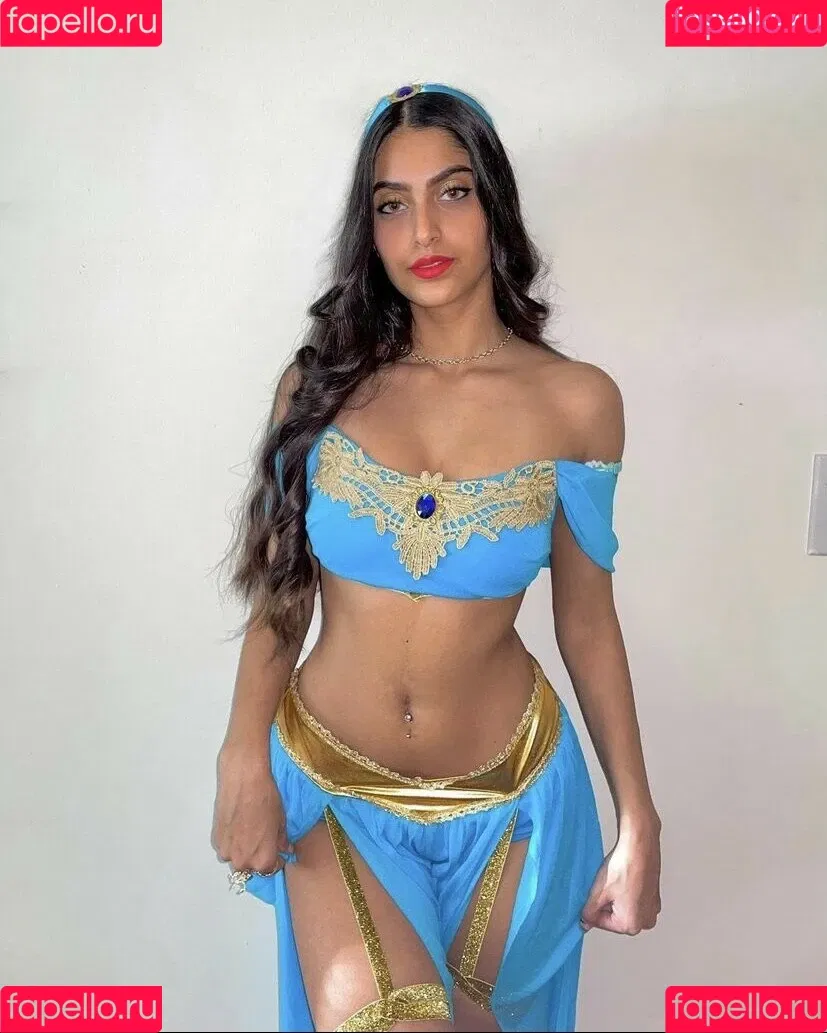 Happy Barot Onlyfans Photo Gallery 