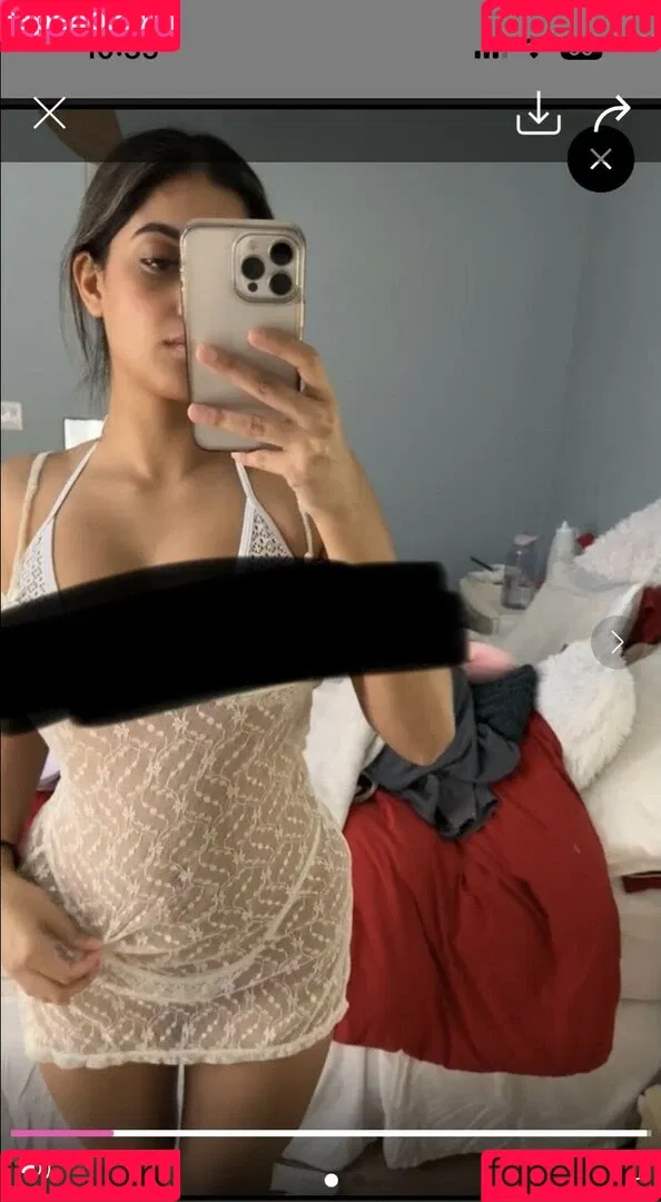 Happy Barot Onlyfans Photo Gallery 