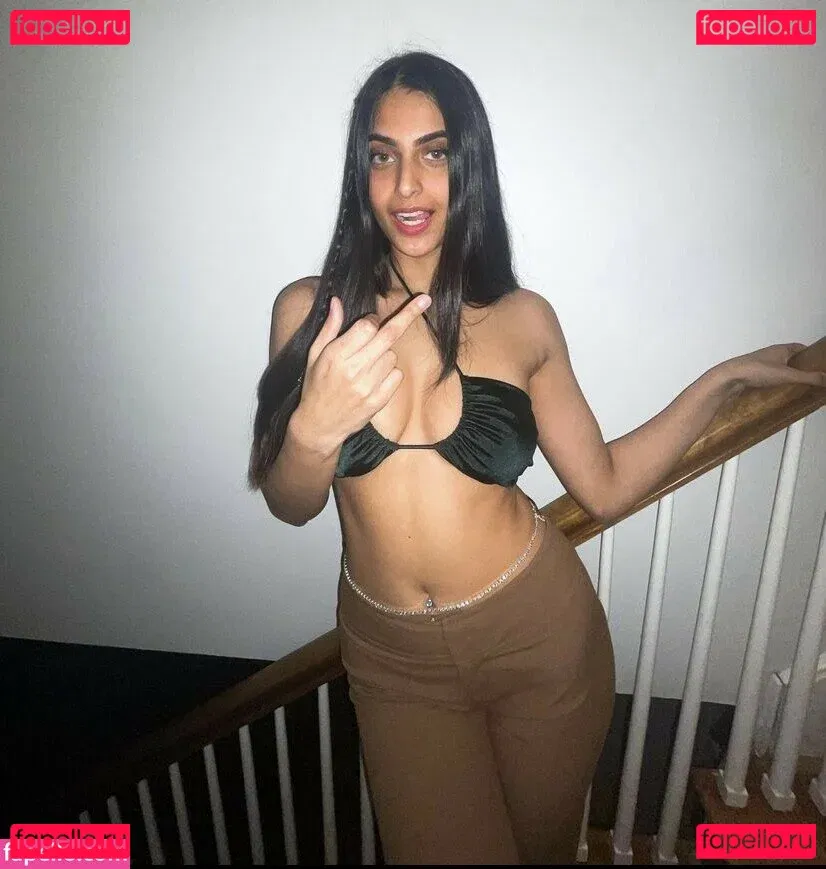 Happy Barot Onlyfans Photo Gallery 