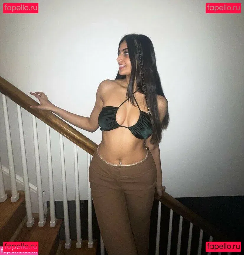 Happy Barot Onlyfans Photo Gallery 