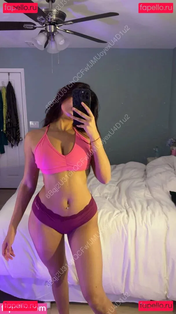 Happy Barot Onlyfans Photo Gallery 