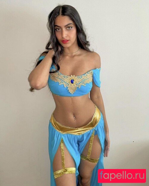 Happy Barot Onlyfans Photo Gallery 