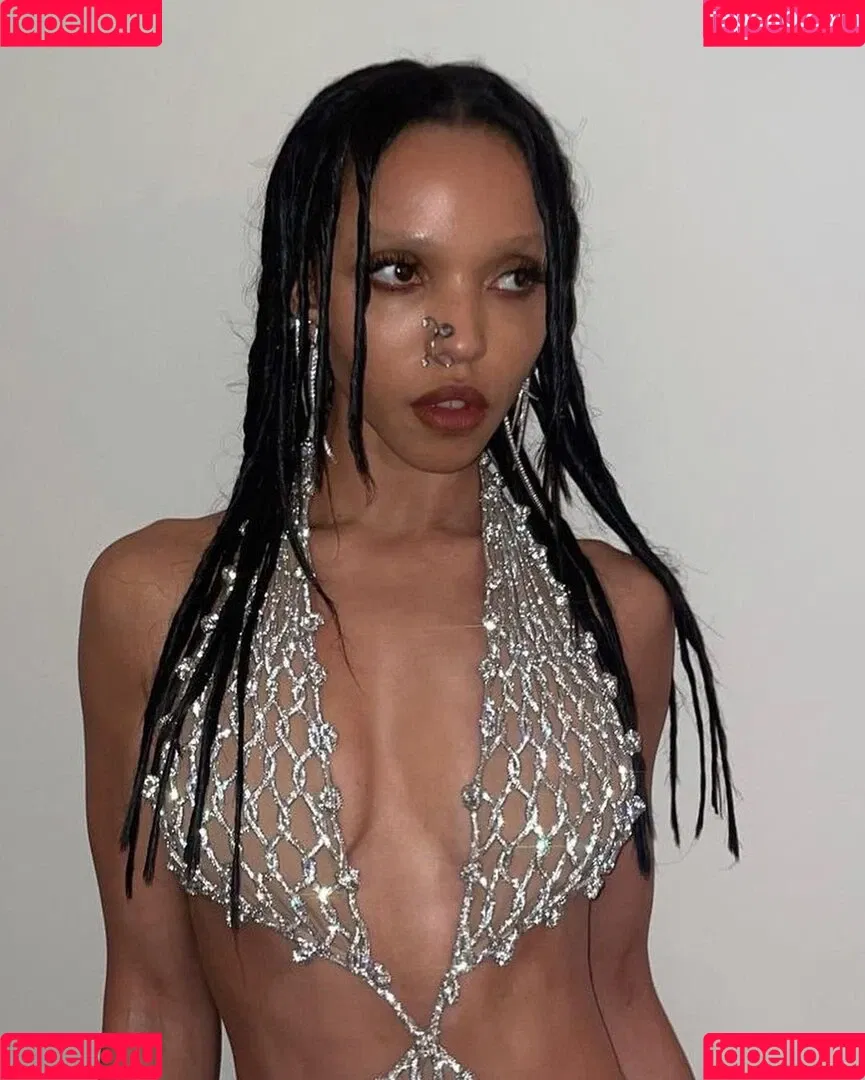 FKA Twigs Onlyfans Photo Gallery 