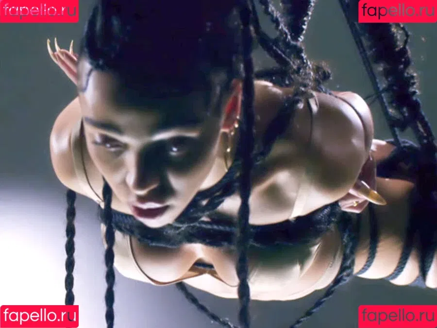 FKA Twigs Onlyfans Photo Gallery 