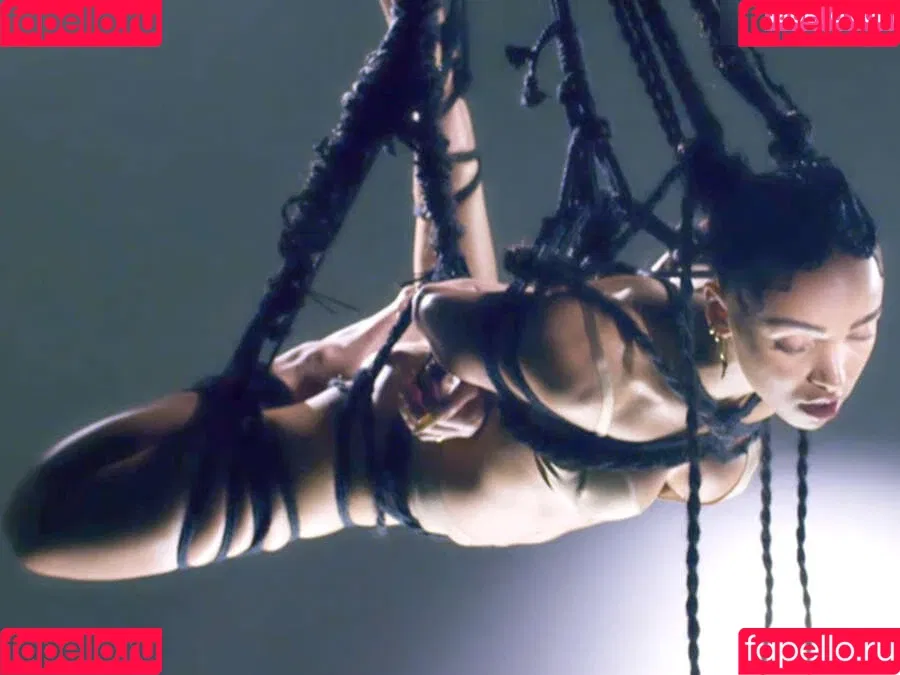 FKA Twigs Onlyfans Photo Gallery 