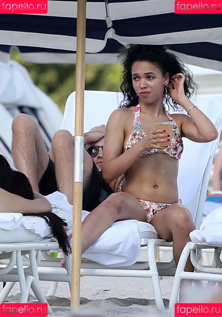 FKA Twigs Onlyfans Photo Gallery 
