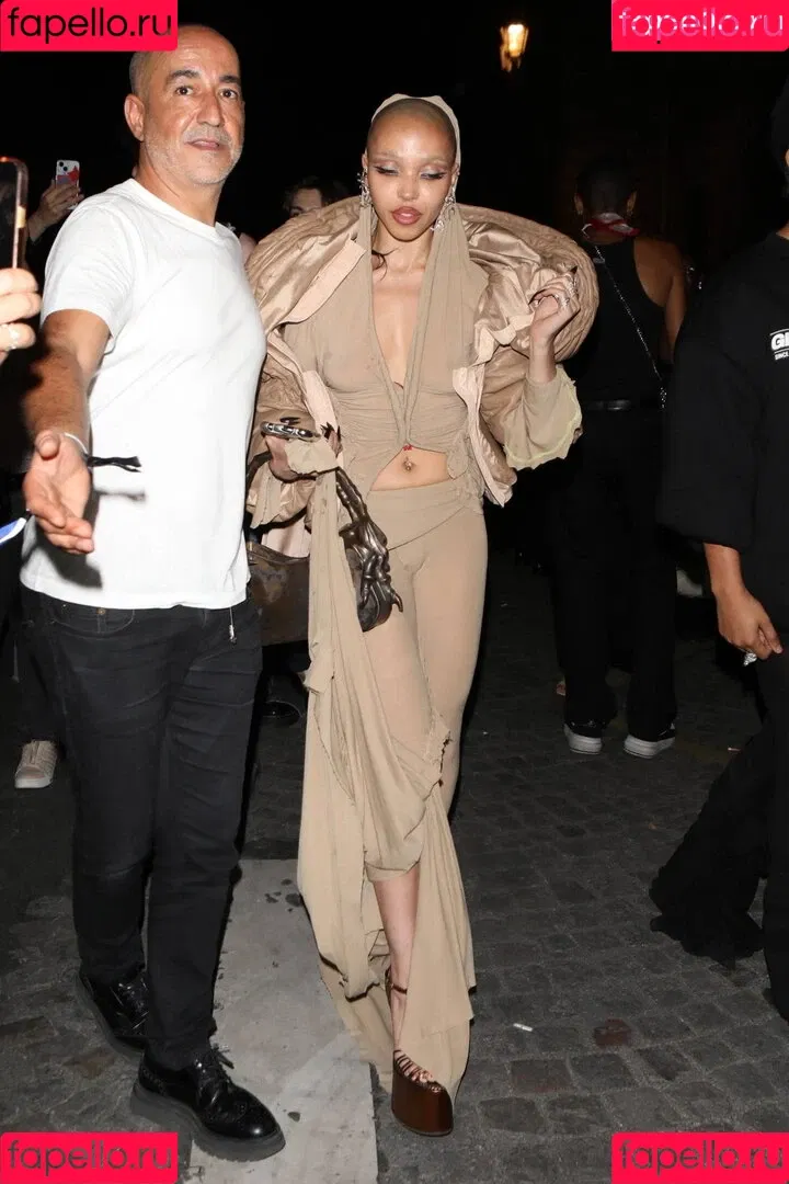 FKA Twigs Onlyfans Photo Gallery 