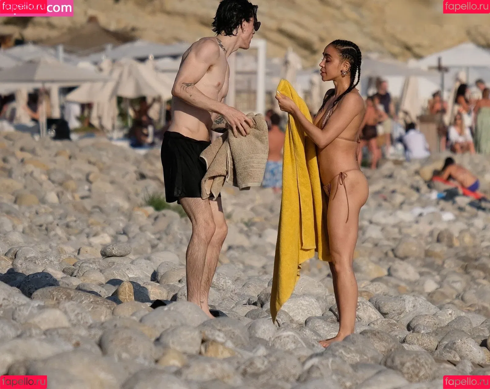 FKA Twigs Onlyfans Photo Gallery 