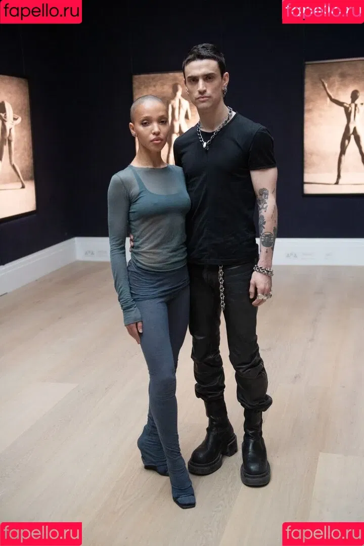 FKA Twigs Onlyfans Photo Gallery 