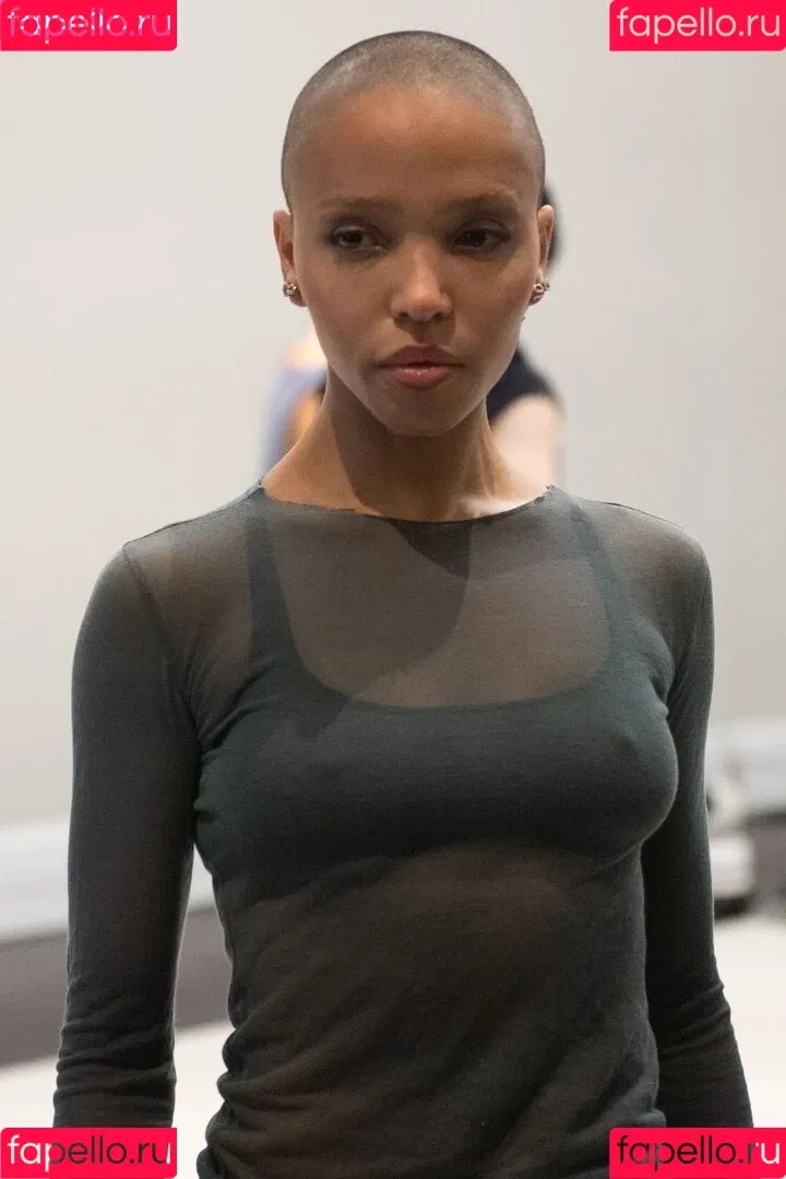 FKA Twigs Onlyfans Photo Gallery 