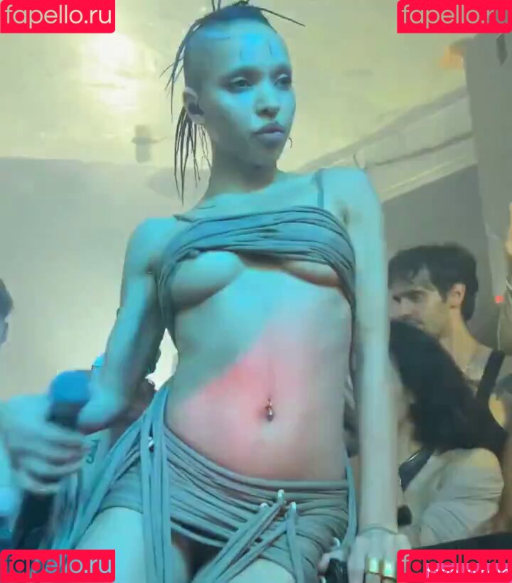 FKA Twigs Onlyfans Photo Gallery 