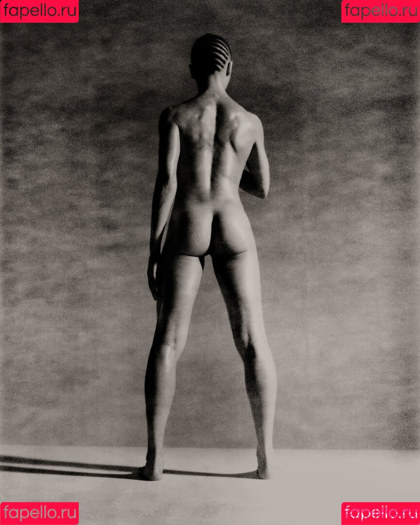 FKA Twigs Onlyfans Photo Gallery 