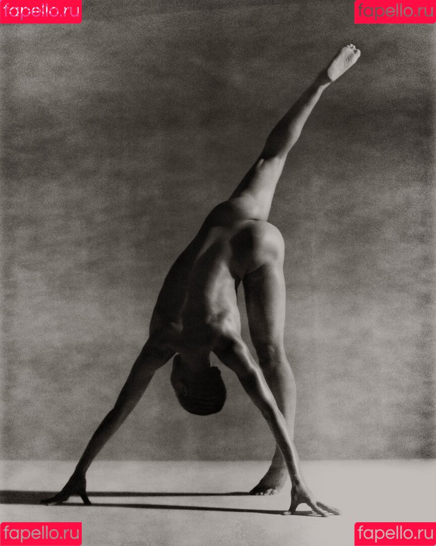 FKA Twigs Onlyfans Photo Gallery 