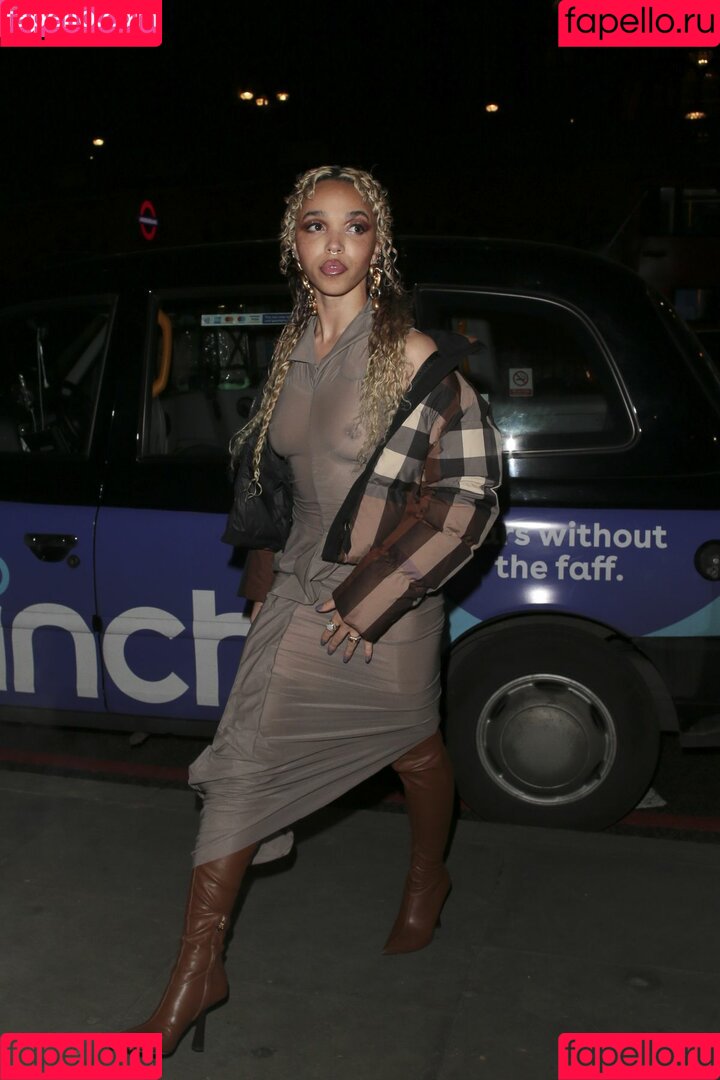 FKA Twigs Onlyfans Photo Gallery 