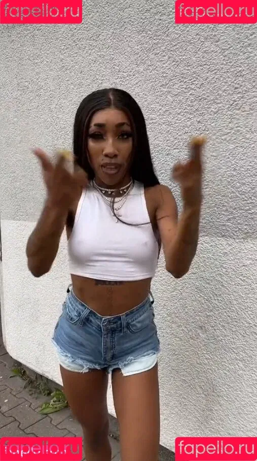 Eunique Onlyfans Photo Gallery 