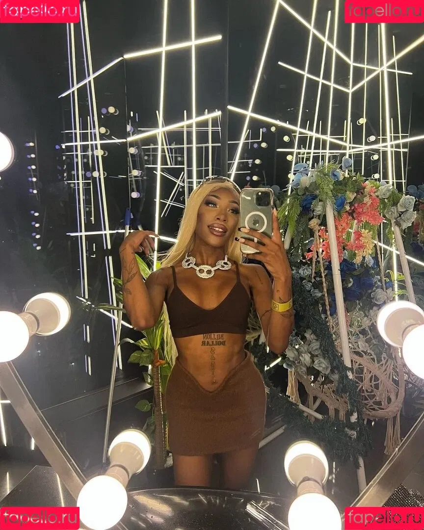 Eunique Onlyfans Photo Gallery 