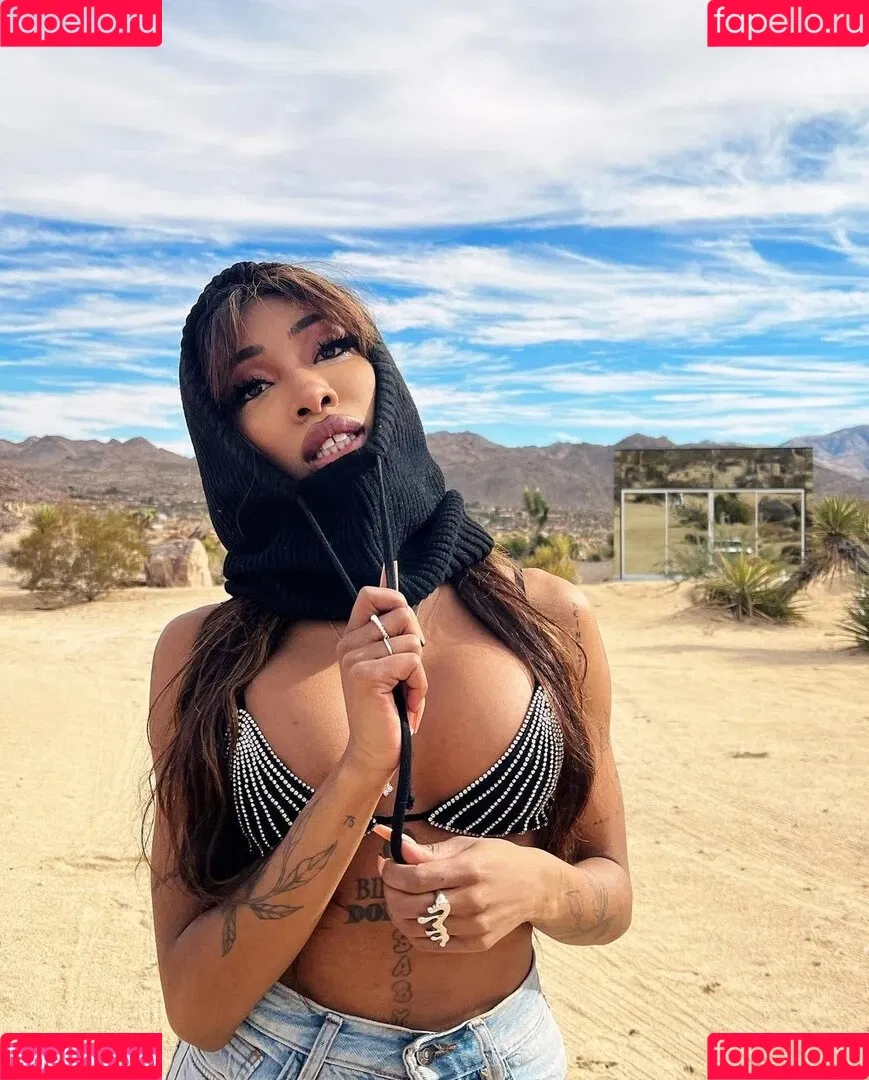 Eunique Onlyfans Photo Gallery 