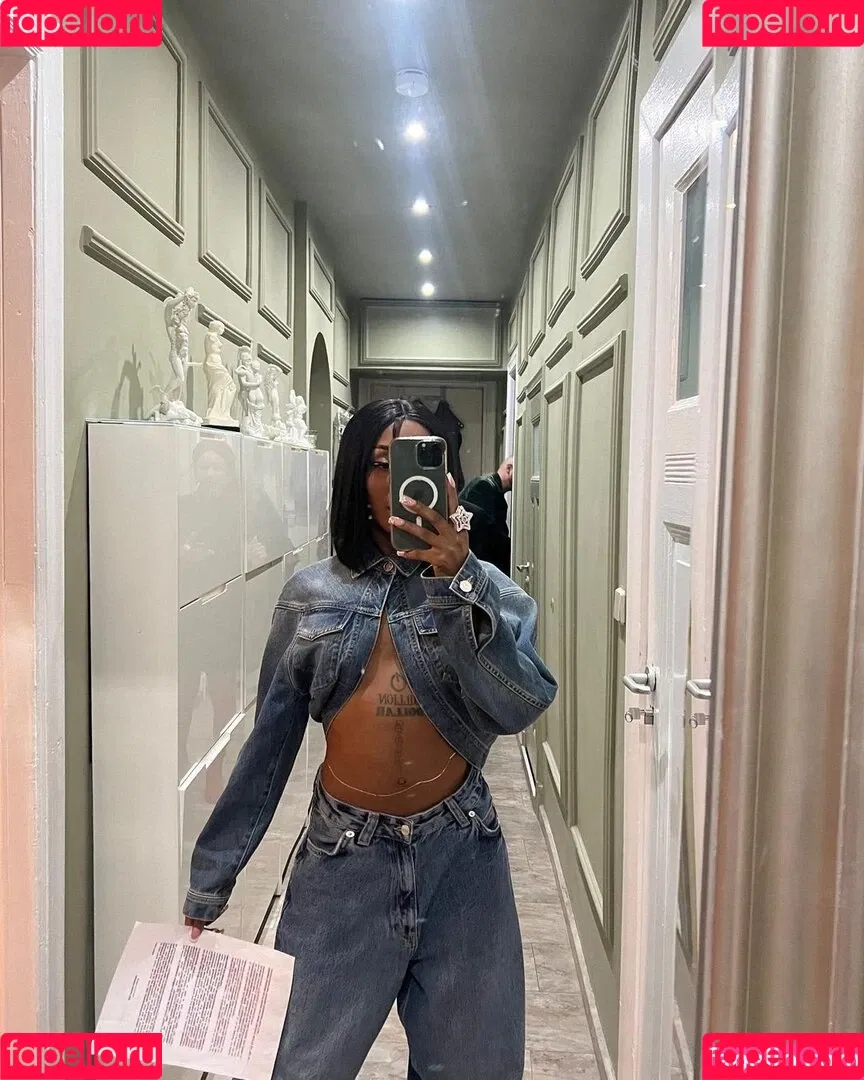 Eunique Onlyfans Photo Gallery 