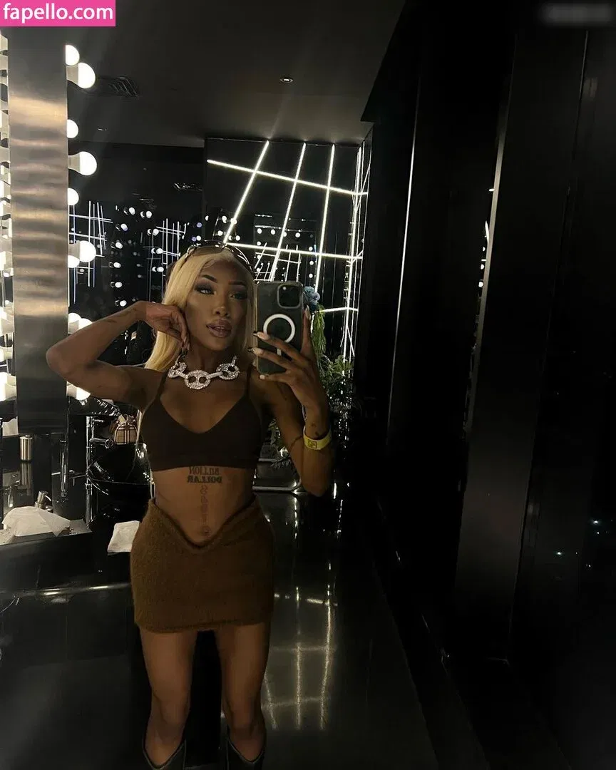 Eunique Onlyfans Photo Gallery 