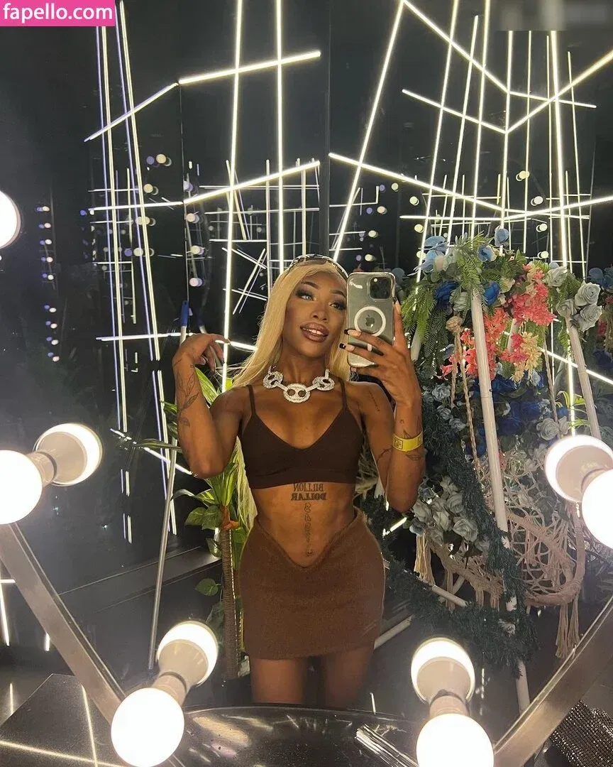 Eunique Onlyfans Photo Gallery 