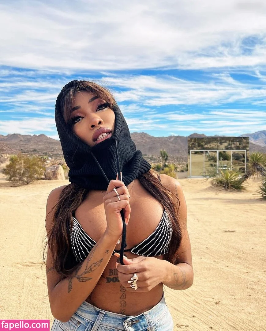 Eunique Onlyfans Photo Gallery 