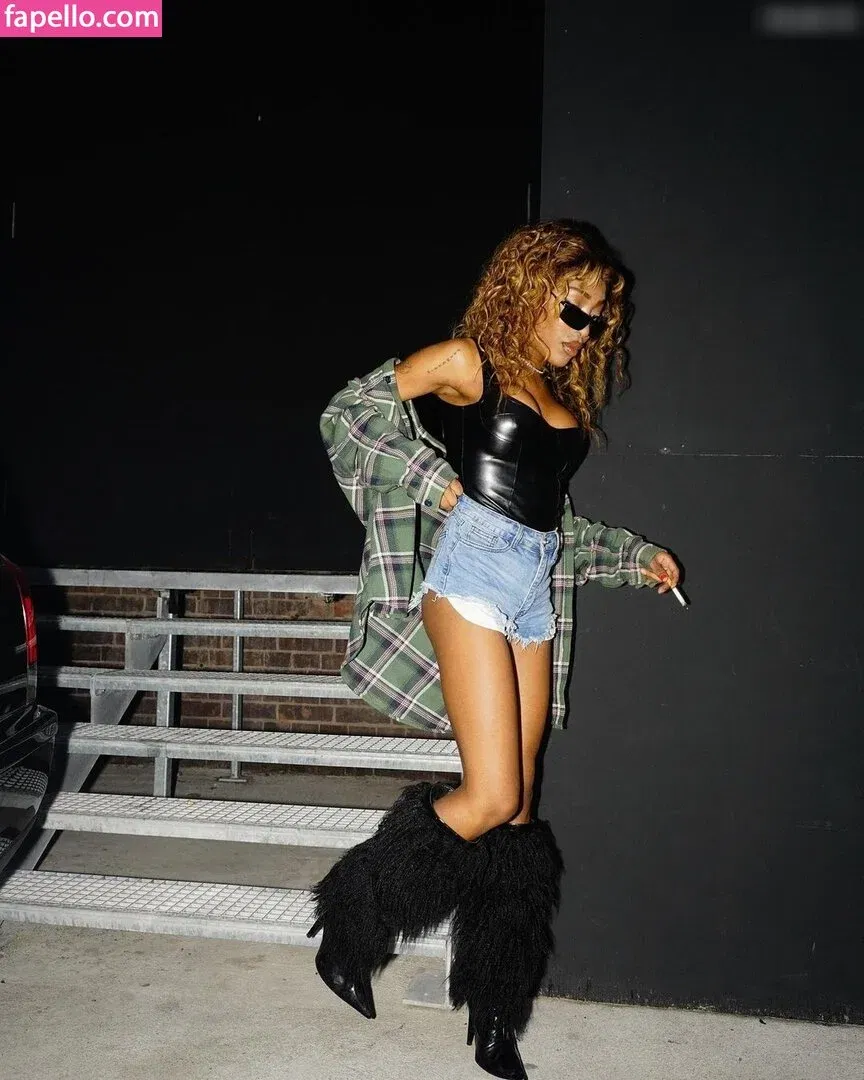 Eunique Onlyfans Photo Gallery 