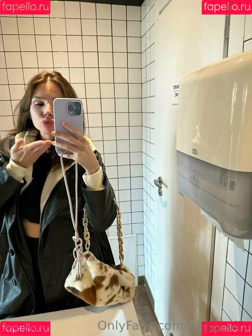 adel_leda Onlyfans Photo Gallery 