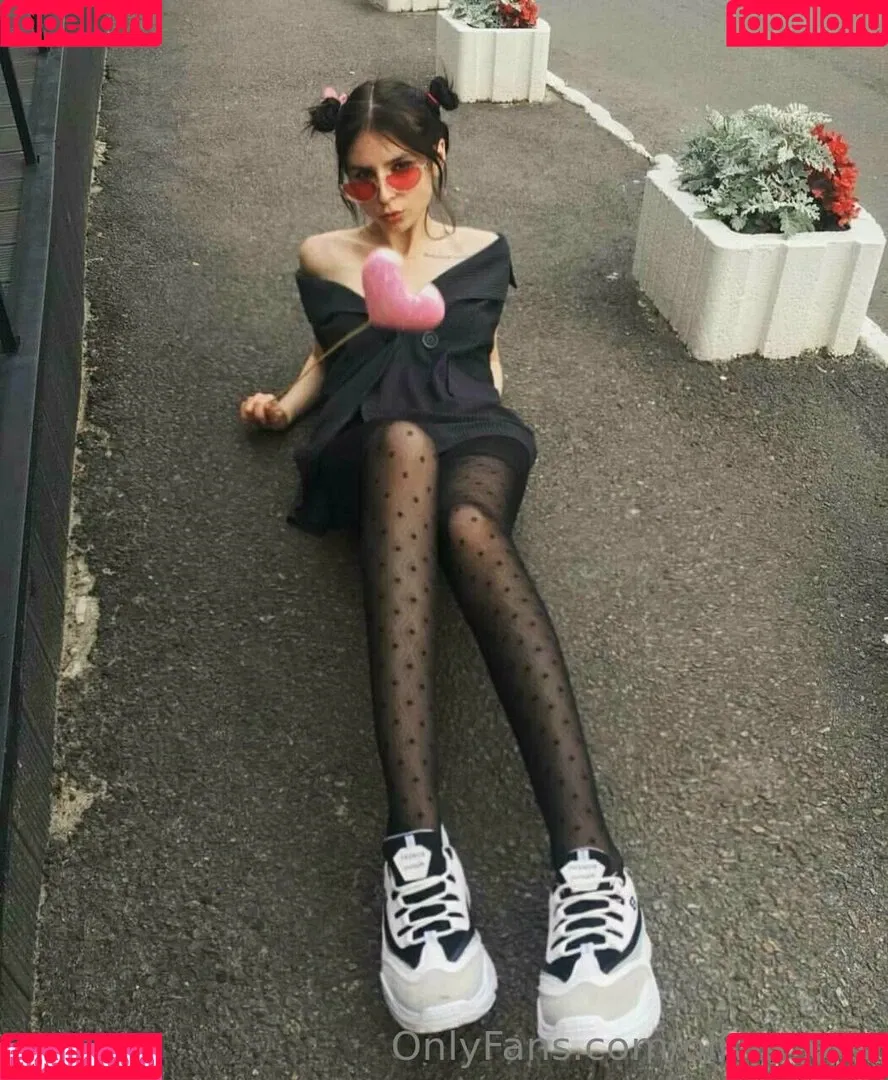 adel_leda Onlyfans Photo Gallery 