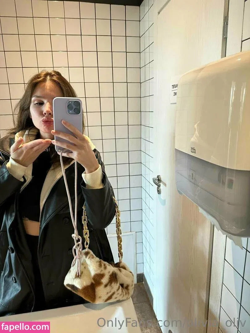 adel_leda Onlyfans Photo Gallery 