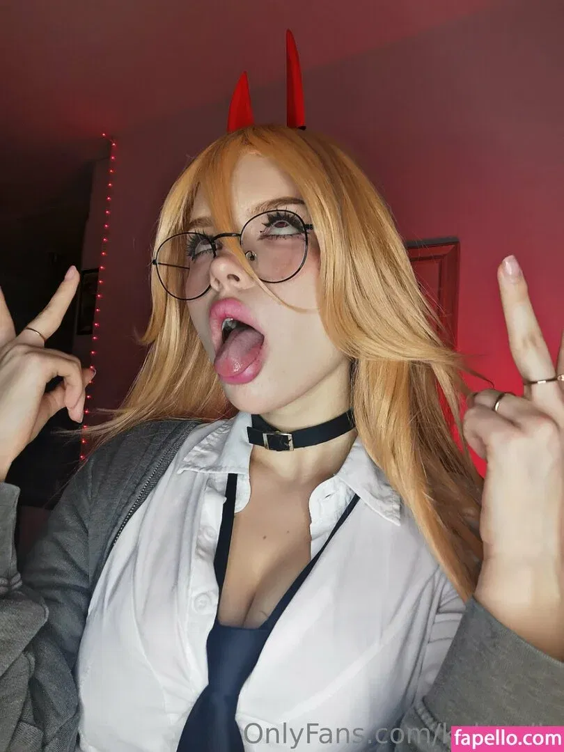 kalavallu Onlyfans Photo Gallery 