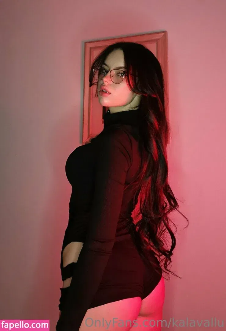 kalavallu Onlyfans Photo Gallery 