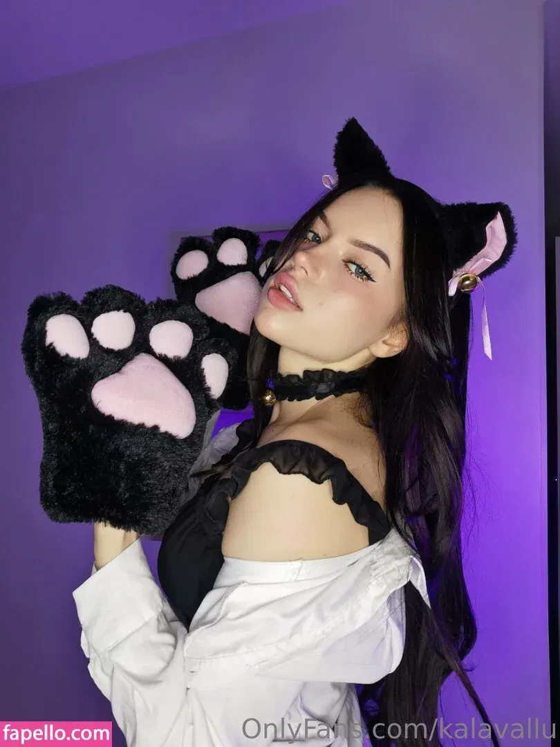 kalavallu Onlyfans Photo Gallery 