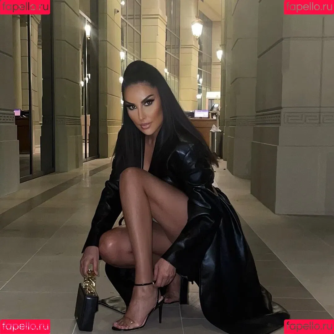 Senna Gammour Onlyfans Photo Gallery 