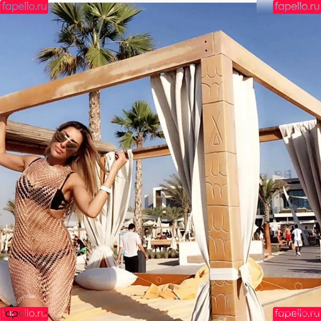 Senna Gammour Onlyfans Photo Gallery 