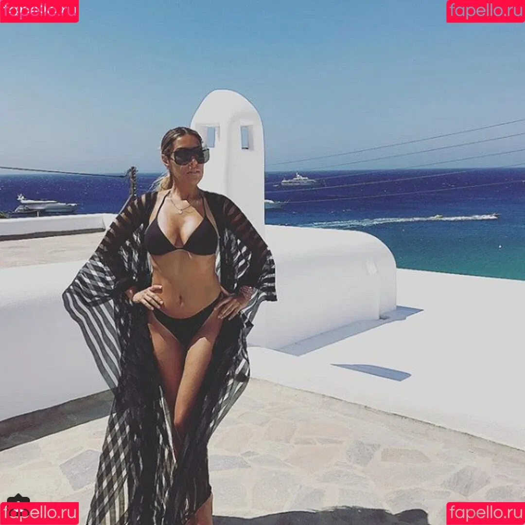 Senna Gammour Onlyfans Photo Gallery 