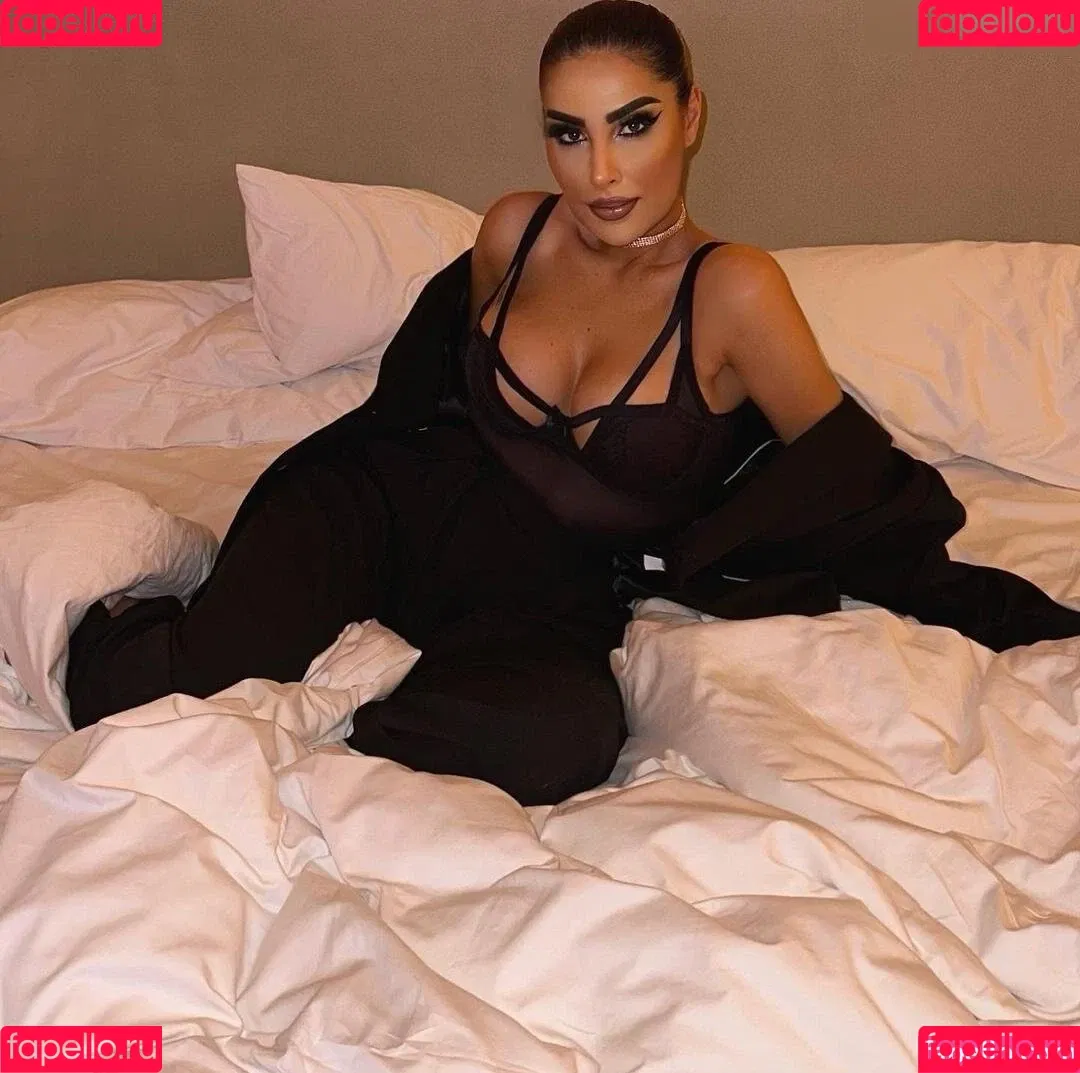 Senna Gammour Onlyfans Photo Gallery 