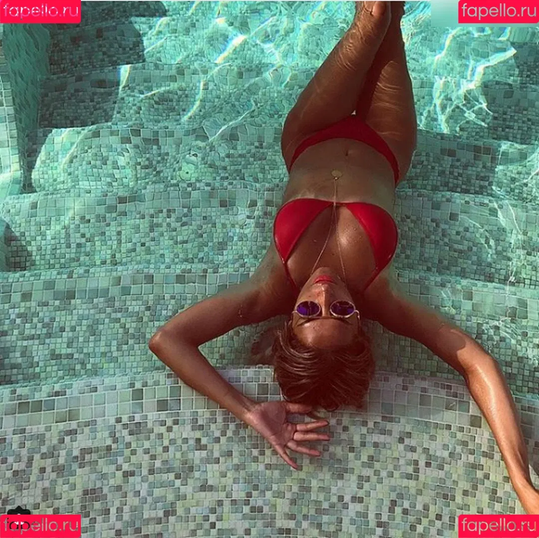 Senna Gammour Onlyfans Photo Gallery 