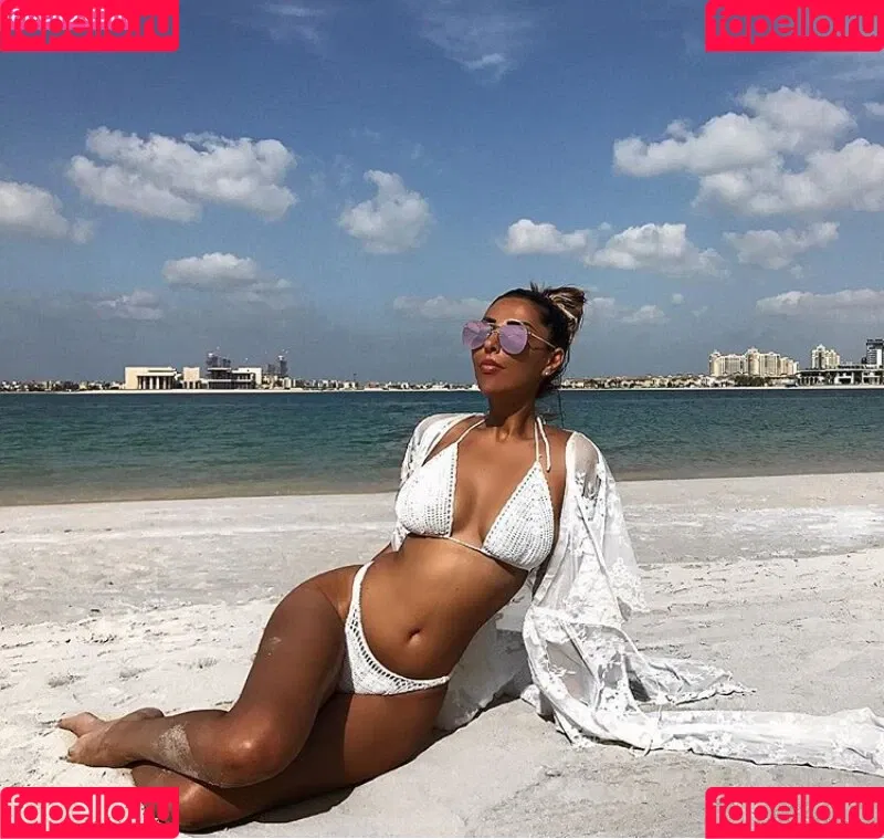 Senna Gammour Onlyfans Photo Gallery 